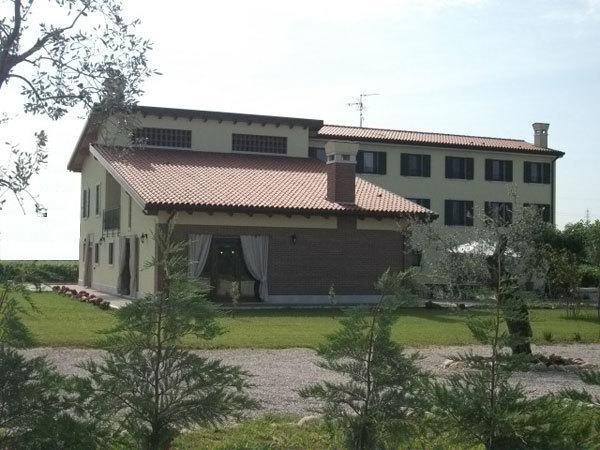 Готель Agriturismo Anna Caterina Кастельнуово-дель-Гарда Екстер'єр фото